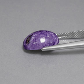 Charoíta Violeta natural de 5.27 ct, Corte Óvalo, Opaco