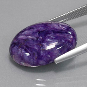 Charoíta violeta natural de 13,56 ct, corte óvalo, opaco