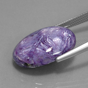 Charoíta Violeta natural de 15.36 ct, Corte Óvalo, Opaco