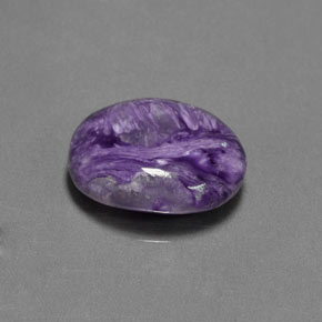 Charoíta violeta natural de 3,56 ct, corte óvalo, opaco