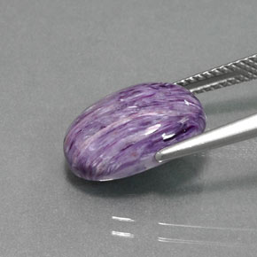 Charoíta Violeta natural de 5.20 ct, Corte Óvalo, Opaco