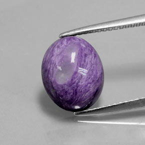 Charoíta violeta natural de 4,08 ct, corte óvalo, opaco