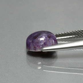 Charoíta violeta natural de 2,11 ct, corte óvalo, opaco