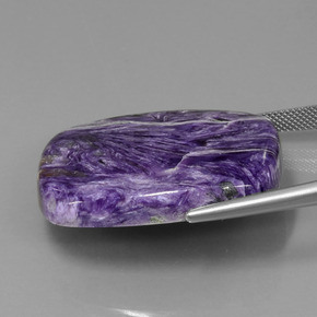 Charoíta Violeta natural de 53.76 ct, Corte Cojín, Opaco