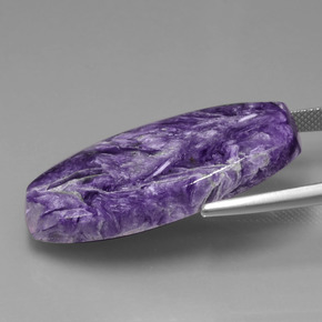 Charoíta violeta natural de 31,84 ct, forma elegante, opaco