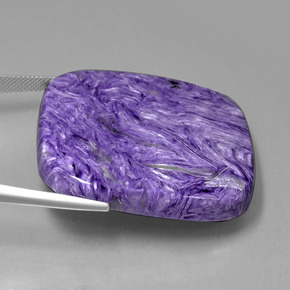 Charoíta Violeta natural de 93.43 ct, Corte Cojín, Opaco