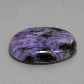 Charoíta violeta natural de 31,77 ct, corte óvalo, opaco