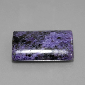 Charoíta violeta natural de 44,70 ct, baguette, opaco