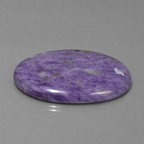 Charoíta violeta natural de 62,00 ct, corte óvalo, opaco