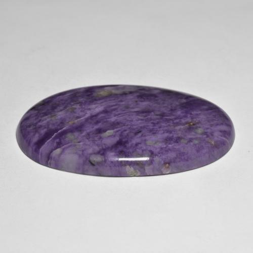 Charoíta violeta natural de 72,93 ct, corte óvalo, opaco