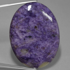 Charoíta violeta natural de 83,59 ct, corte óvalo, opaco