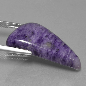Charoíta Violeta natural de 16.20 ct, Forma elegante, Opaco