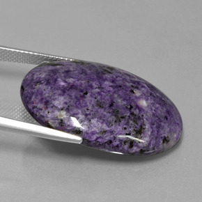Charoíta Violeta oscuro natural de 26.72 ct, Corte Óvalo, Opaco