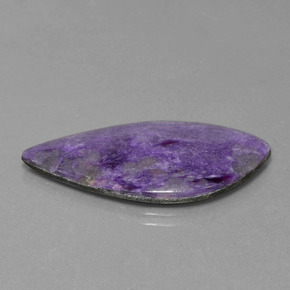 Charoíta violeta natural de 12,93 ct, forma elegante, opaco