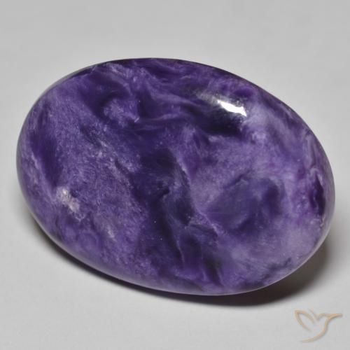 Charoíta Violeta medio natural de 32.86 ct, Ovalada, Opaco