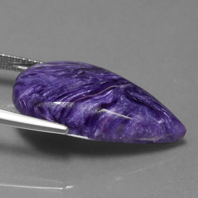 Charoíta violeta natural de 15,63 ct, en forma de pera, opaco
