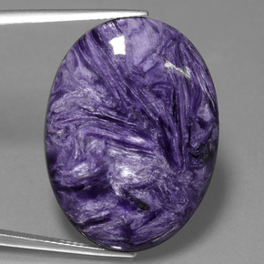 Charoíta Violeta natural de 31.24 ct, Corte Óvalo, Opaco