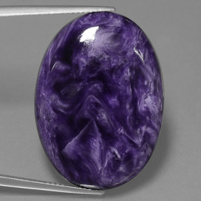 Charoíta Violeta natural de 29.31 ct, Corte Óvalo, Opaco