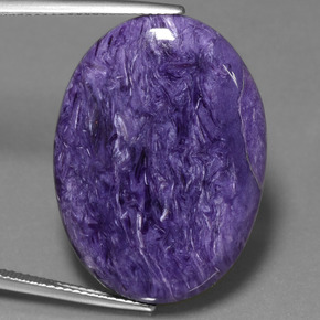 Charoíta violeta natural de 27,82 ct, corte óvalo, opaco