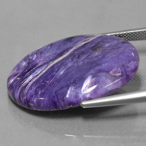 Charoíta Violeta natural de 24.64 ct, Corte Óvalo, Opaco
