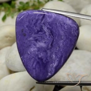 Charoíta Violeta intenso natural de 43.59 ct, Trillón, Opaco