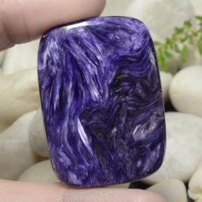Charoíta Violeta natural de 63.73 ct, Corte Cojín, Opaco
