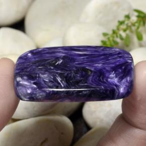 Charoíta Violeta natural de 63.73 ct, Corte Cojín, Opaco