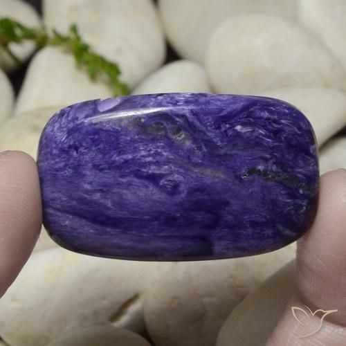 Charoíta Violeta azulado natural de 60.55 ct, Corte Cojín, Opaco