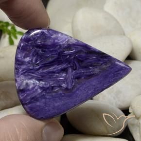 Charoíta violeta natural de 44,12 ct, en forma de pera, opaco