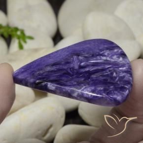 Charoíta violeta natural de 44,12 ct, en forma de pera, opaco