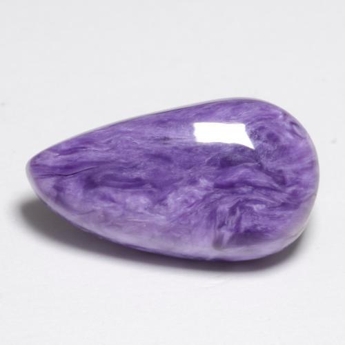 Charoíta Violeta medio natural de 6.43 ct, Forma elegante, Opaco