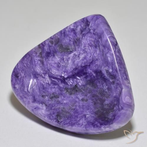 Charoíta violeta natural de 40,66 ct, en forma de pera, opaco
