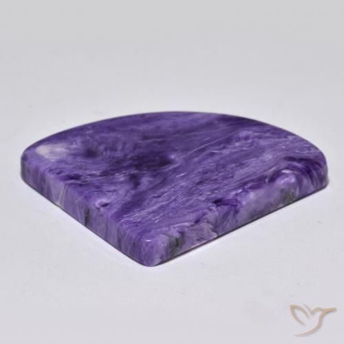 Charoíta Violeta medio natural de 55.11 ct, Elegante, Opaco