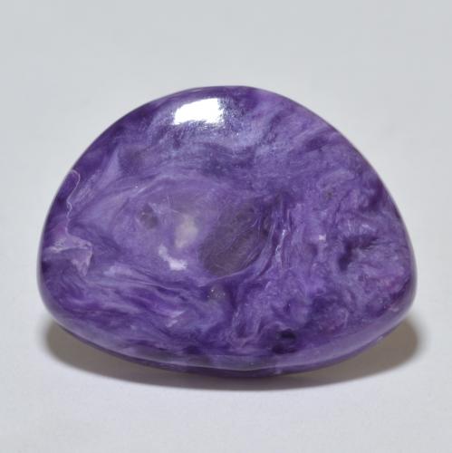 Charoíta violeta natural de 9,66 ct, forma elegante, opaco