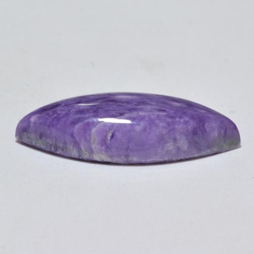 Charoíta violeta oscuro natural de 5,45 ct, marquesa, opaco