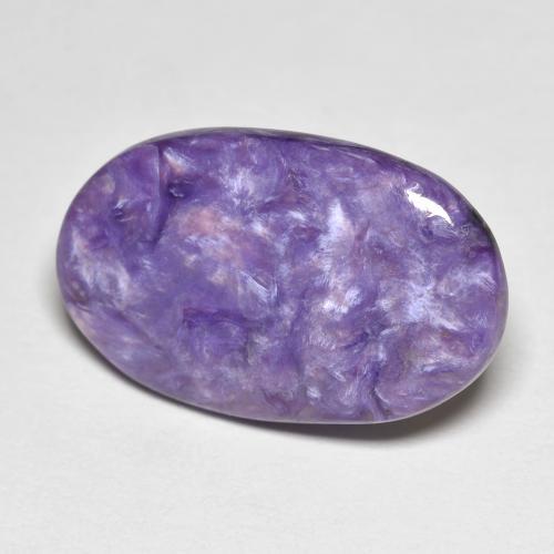 Charoíta Violeta medio natural de 8.48 ct, Corte Óvalo, Opaco