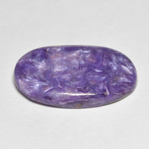 Charoíta Violeta medio natural de 8.48 ct, Corte Óvalo, Opaco