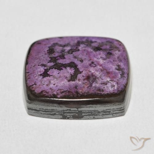 Charoíta Violeta oscuro natural de 17.52 ct, Forma Cojín, Opaco