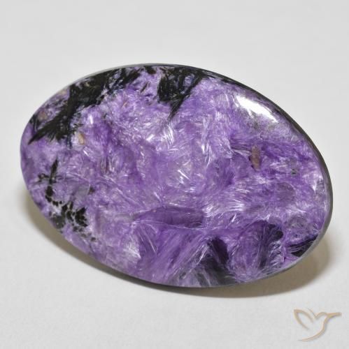 Charoíta Violeta oscuro natural de 38.49 ct, Corte Óvalo, Opaco