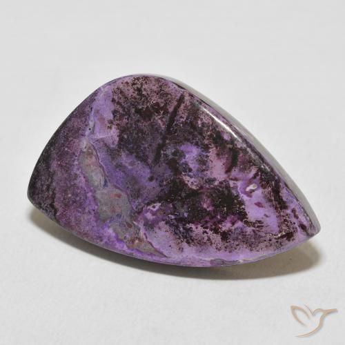 Charoíta Violeta intenso medio natural de 27.82 ct, Elegante, Opaco