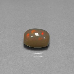 Ópalo chocolate multicolor natural de 1,78 ct, corte cojín, opaco