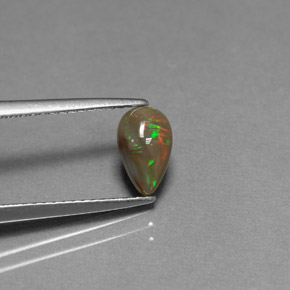 Ópalo chocolate multicolor natural de 0,61 ct, en forma de pera, opaco