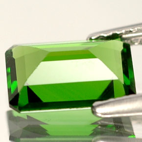 diópsido de cromo Verde natural de 1.14 ct, corte esmeralda, VS