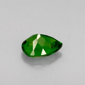 Diopsido de cromo verde natural de 0,77 ct, en forma de pera, VS-SI