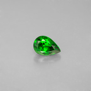 Diopsido de cromo verde natural de 0,60 ct, en forma de pera, VVS