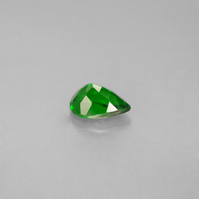 Diopsido de cromo verde natural de 0,60 ct, en forma de pera, VVS