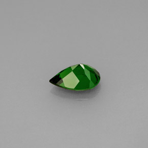 diópsido de cromo Verde natural de 0.64 ct, En forma de pera, VS