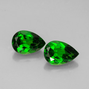 Gemas de diopsido de cromo verde natural de  ct, en forma de pera, VS