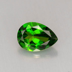 Diopsido de cromo verde natural de 0,75 ct, en forma de pera, VVS-VS