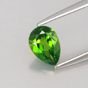 diópsido de cromo Verde natural de 0.70 ct, En forma de pera, VVS-VS